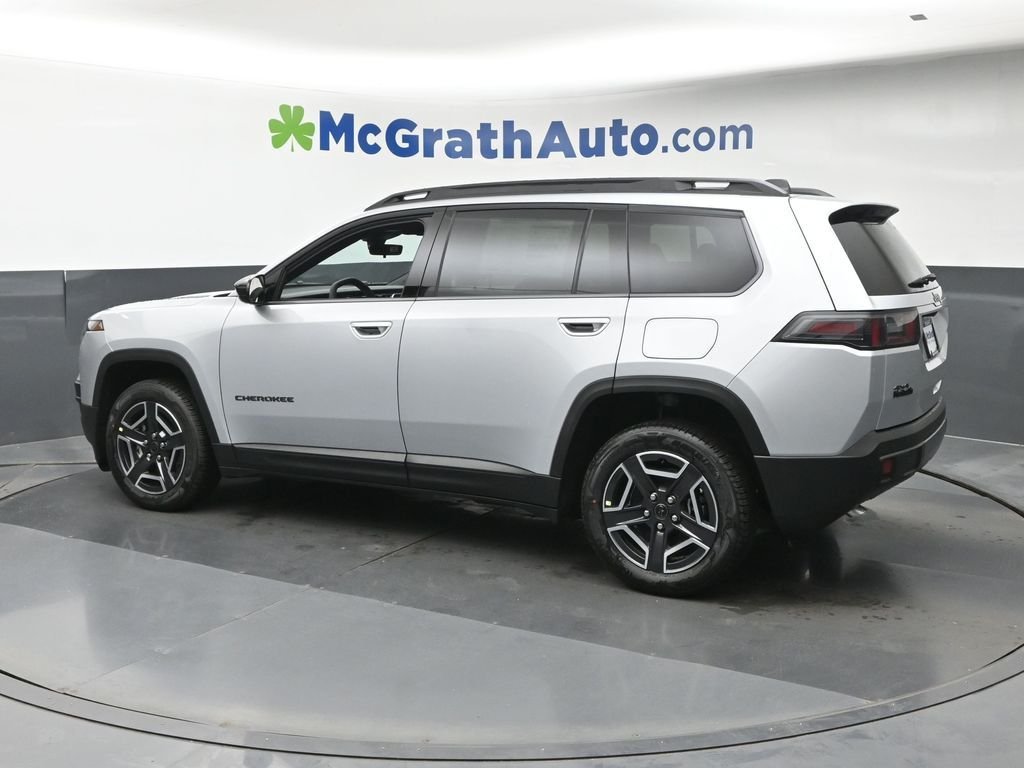 New 2026 Silver Zynith Clearcoat Jeep Laredo image 18