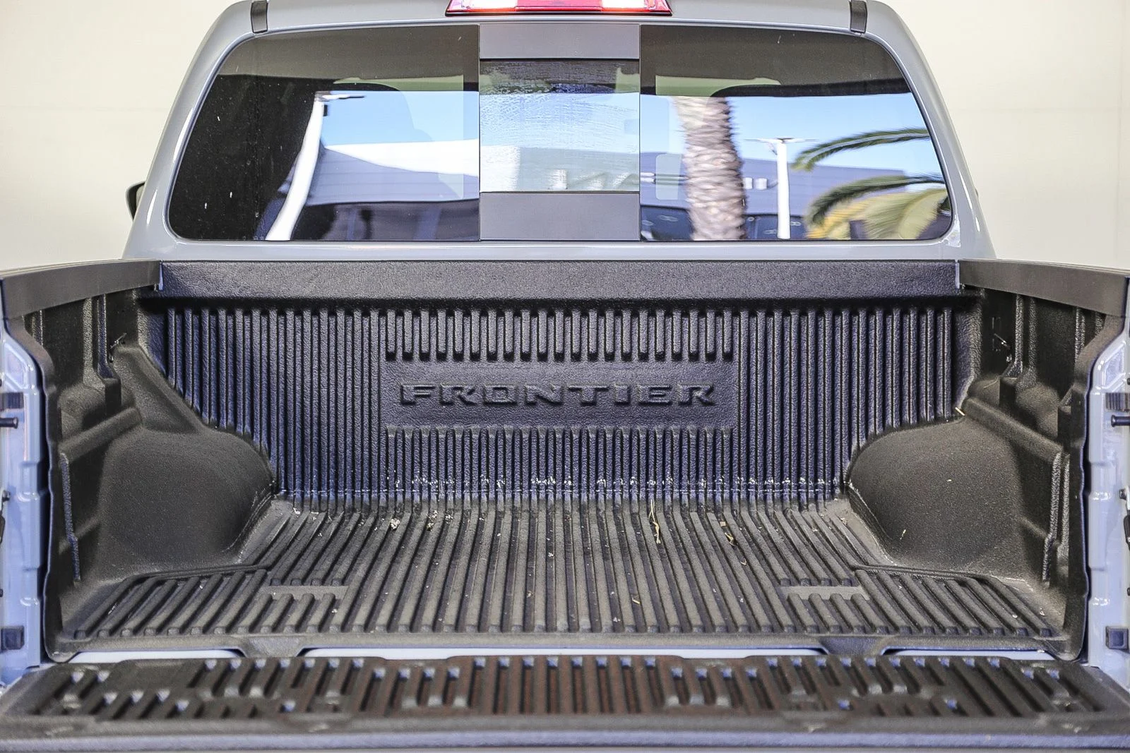 New 2025 Boulder Gray Pearl Nissan Crew Cab PRO-4X® image 12