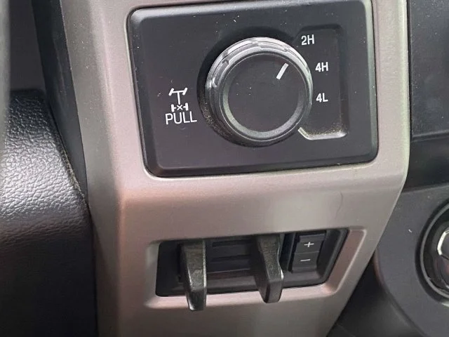 Used 2019 Black Ford Lariat image 18