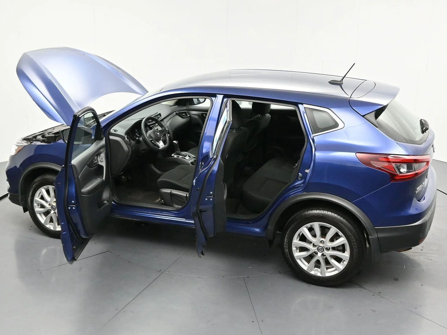 Used 2022 Caspian Blue Metallic Nissan S image 37