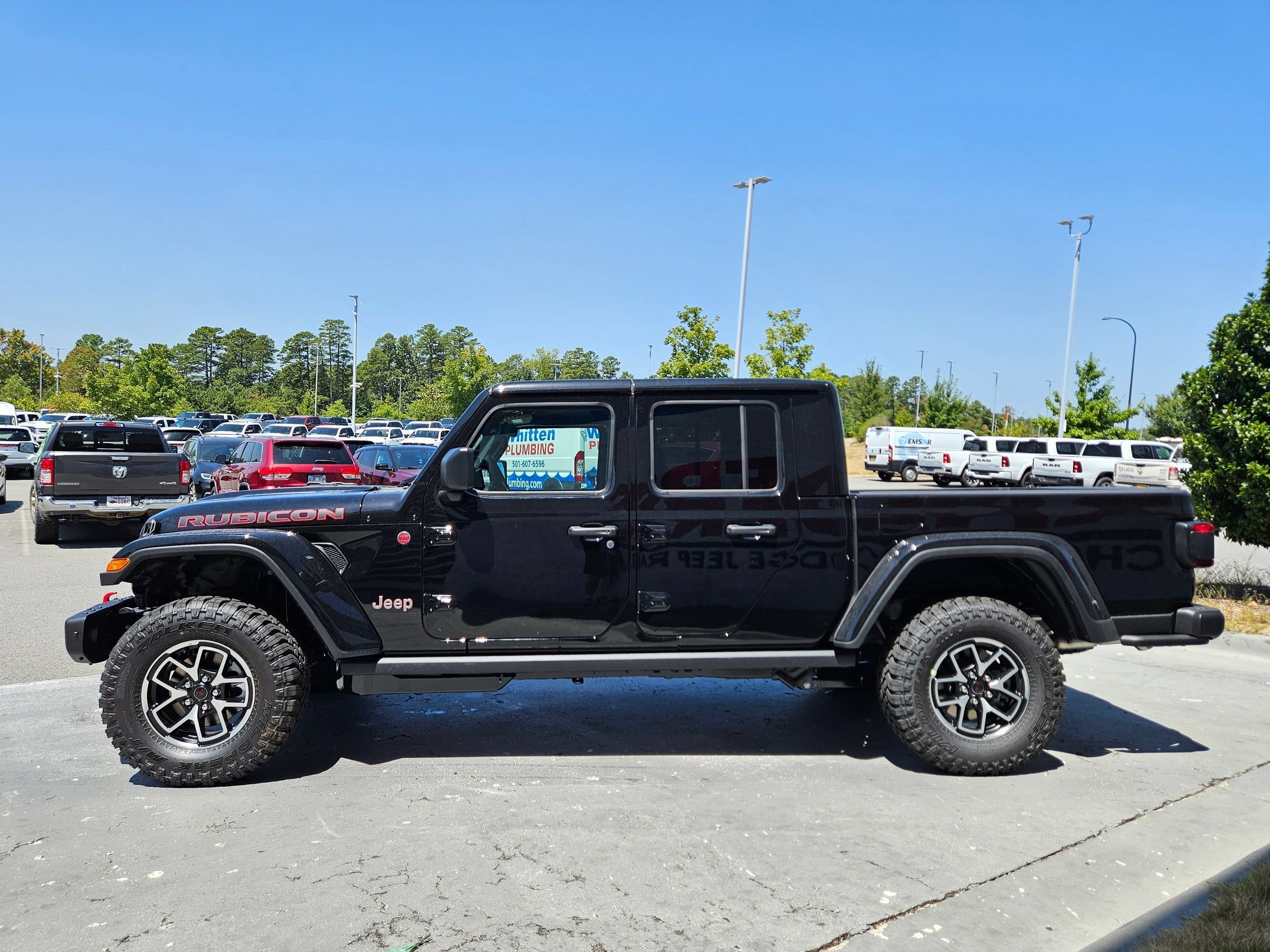 New 2026 Black Clear-Coat Exterior Paint Jeep Rubicon X image 4
