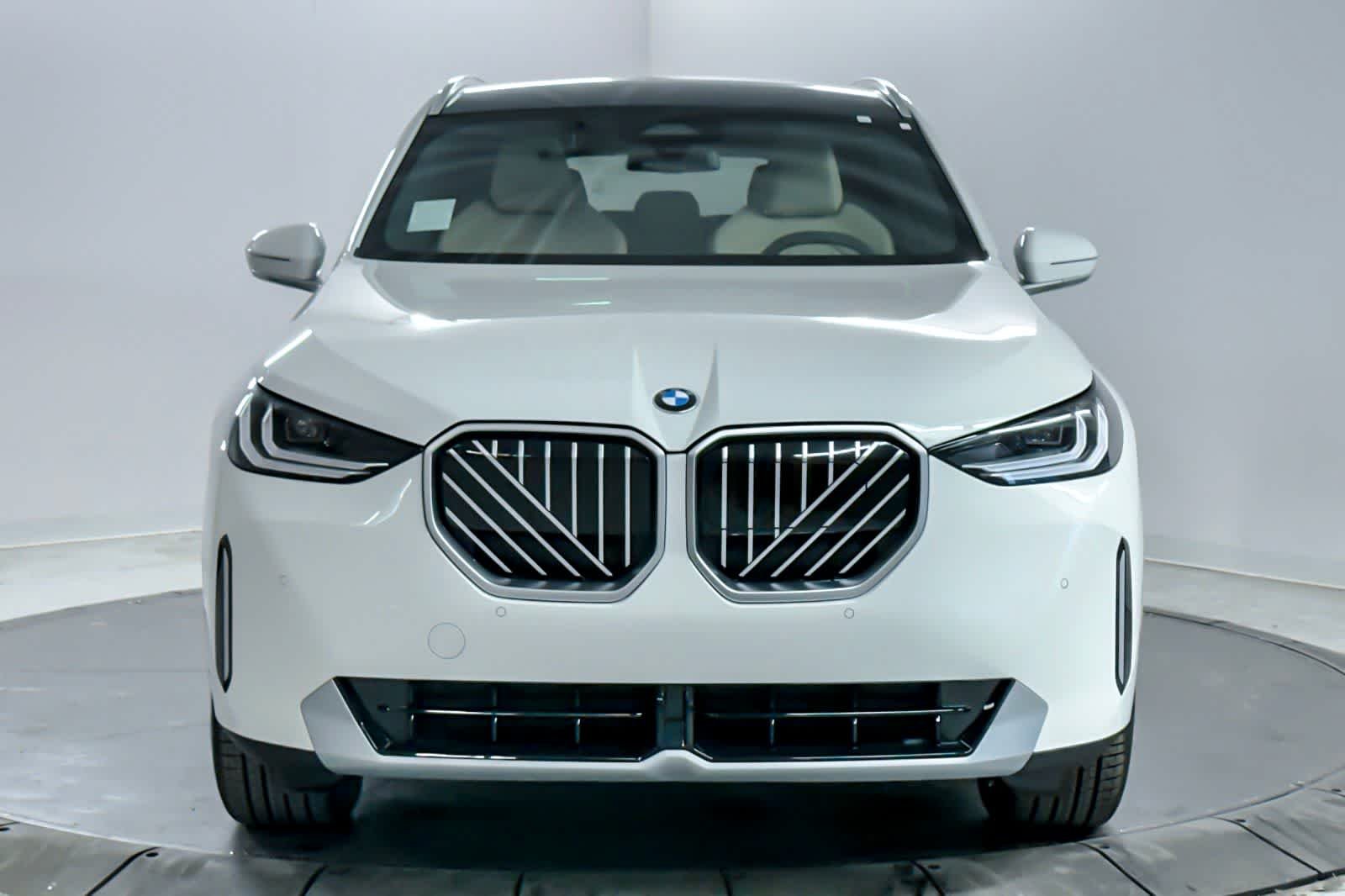 Used 2026 Alpine White BMW 30 xDrive image 10