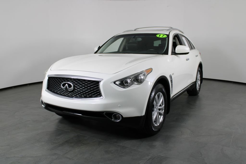 2017 INFINITI QX70