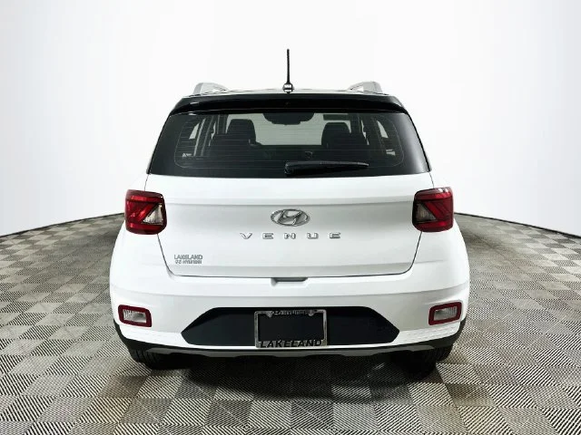 New 2026 White Hyundai SEL image 4