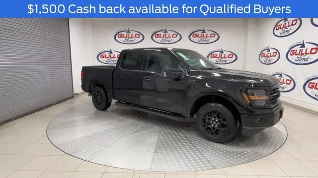New 2026 Agate Black Metallic Ford XLT image 2