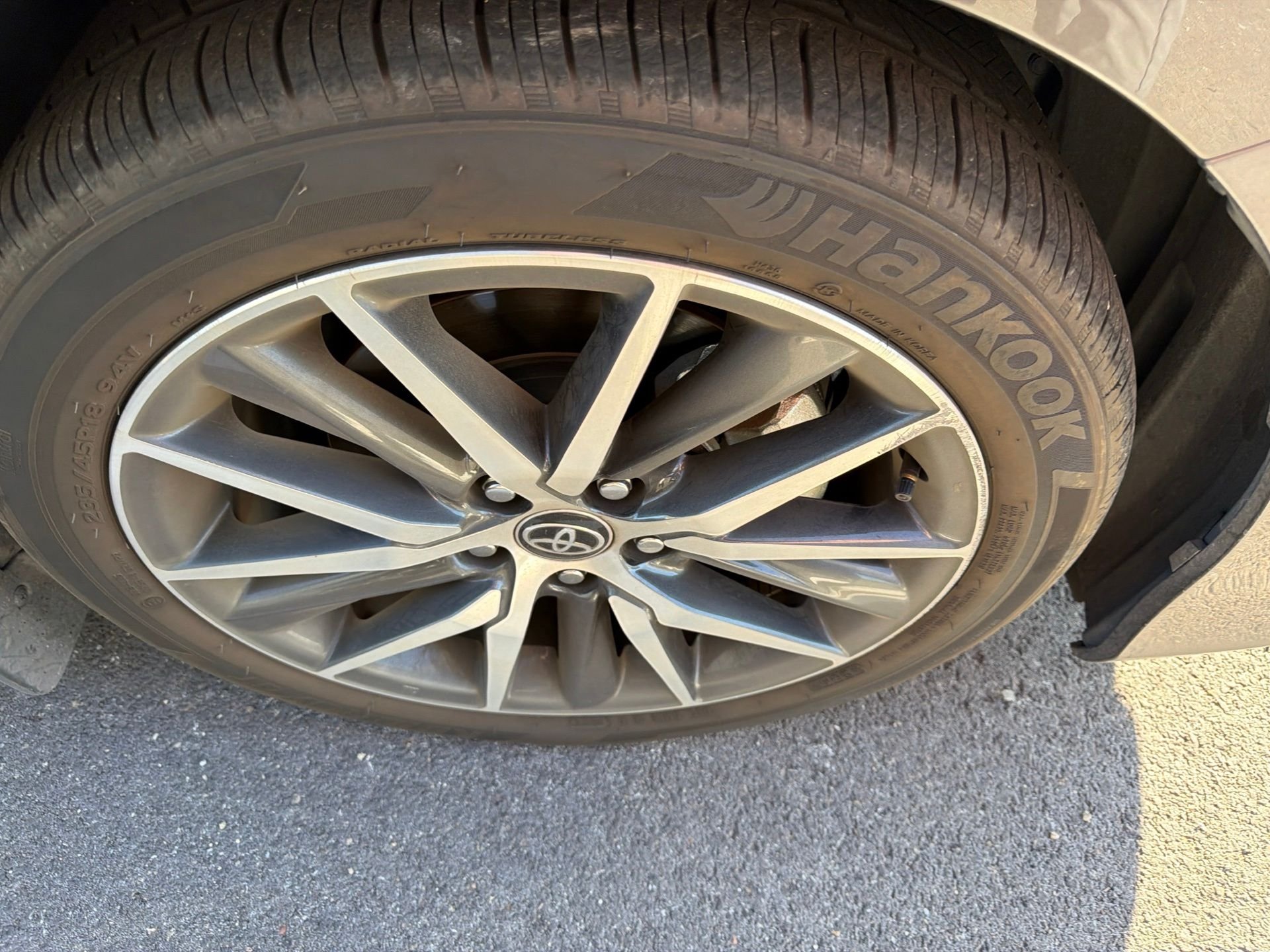 Used 2024 Gray Toyota XLE image 4