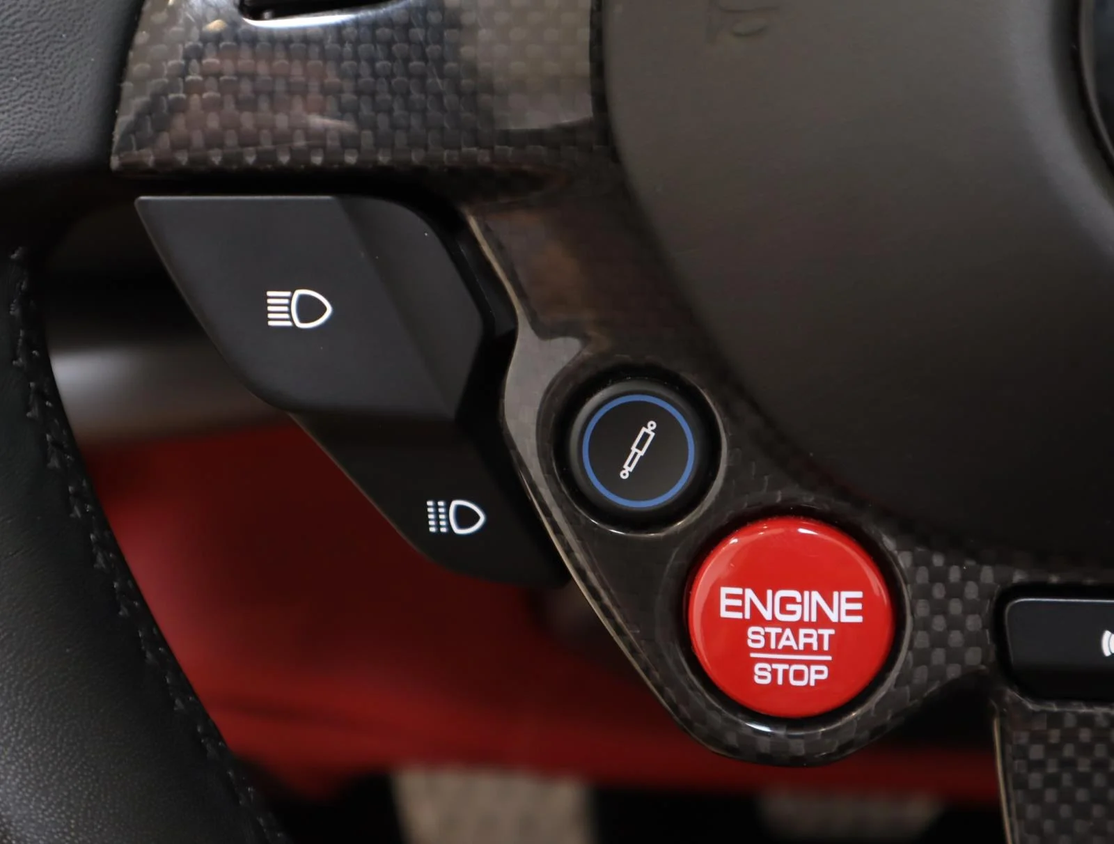 Used 2021 Nero Ferrari Convertible image 29