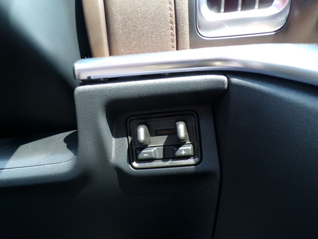 New 2026 White Ford King Ranch image 27