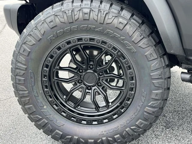New 2025 Black Ford Big Bend image 6