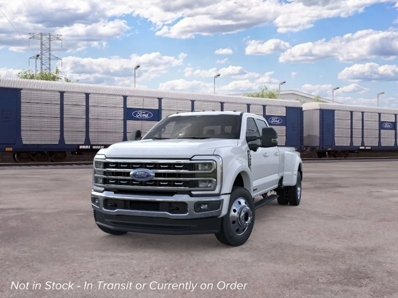 New 2026 Oxford White Ford F-450® XLT image 2