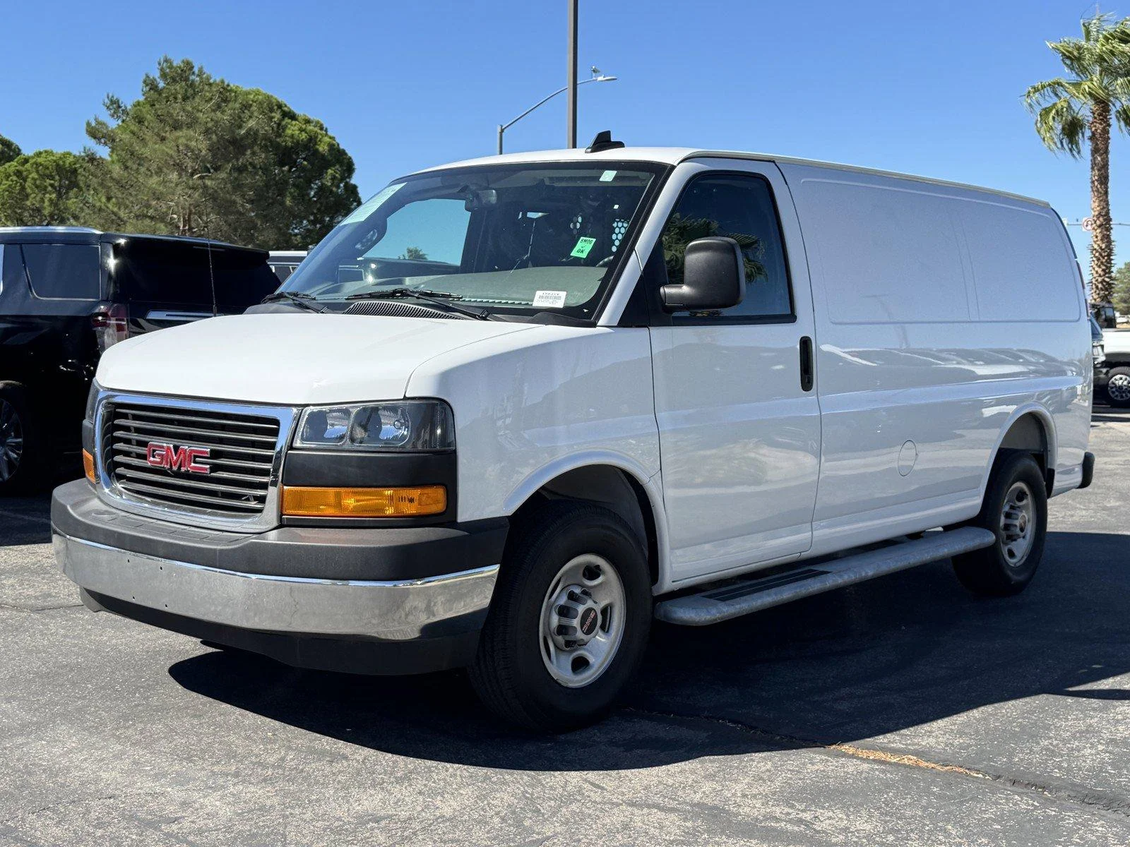 Used 2025 Summit White GMC Work Van image 3