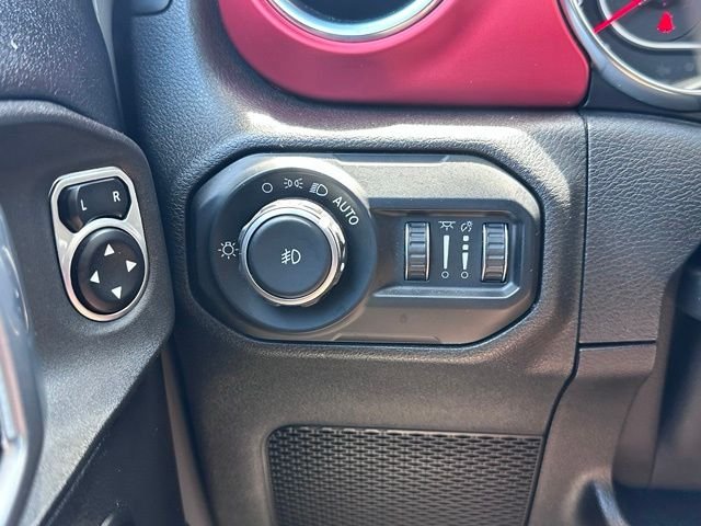 Used 2021 Gray Jeep Unlimited Rubicon image 19