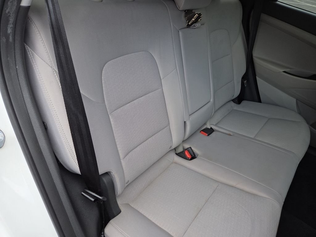 Used 2020 Winter White Hyundai SEL image 24