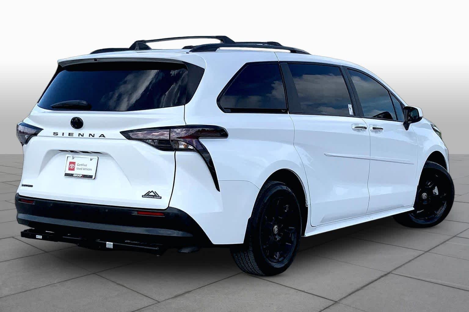 Used 2026 Ice Cap Toyota Woodland Edition image 13
