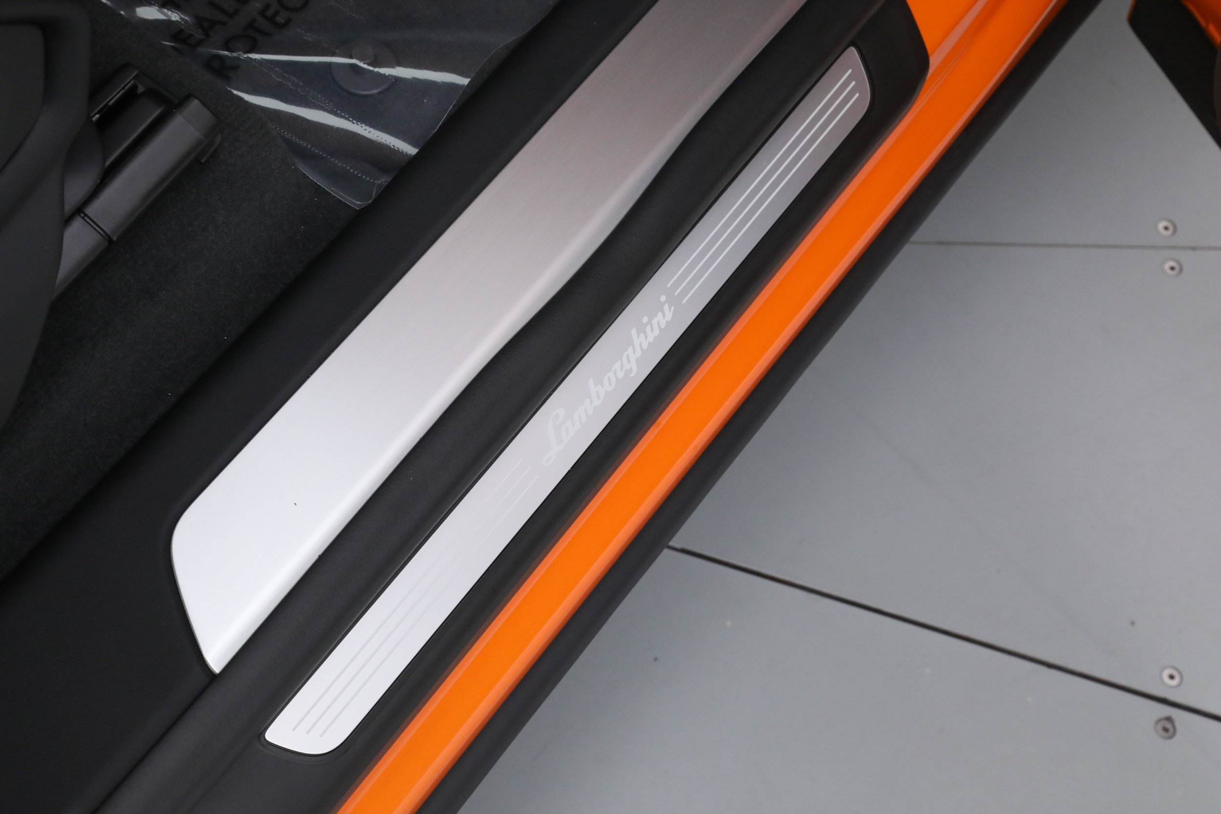 Used 2026 Orange Lamborghini SE image 18