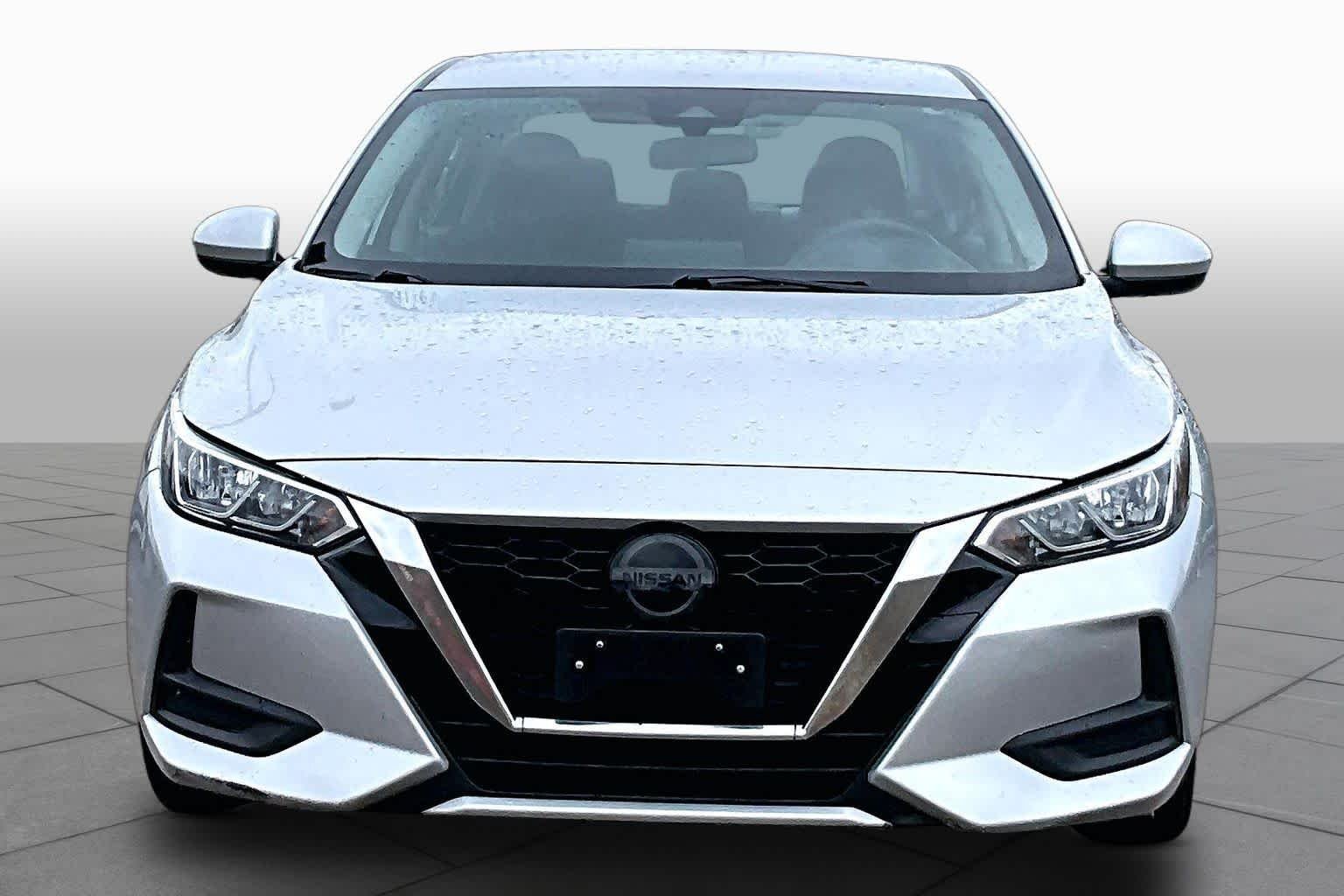 Used 2022 Brilliant Silver Metallic Nissan SV image 4