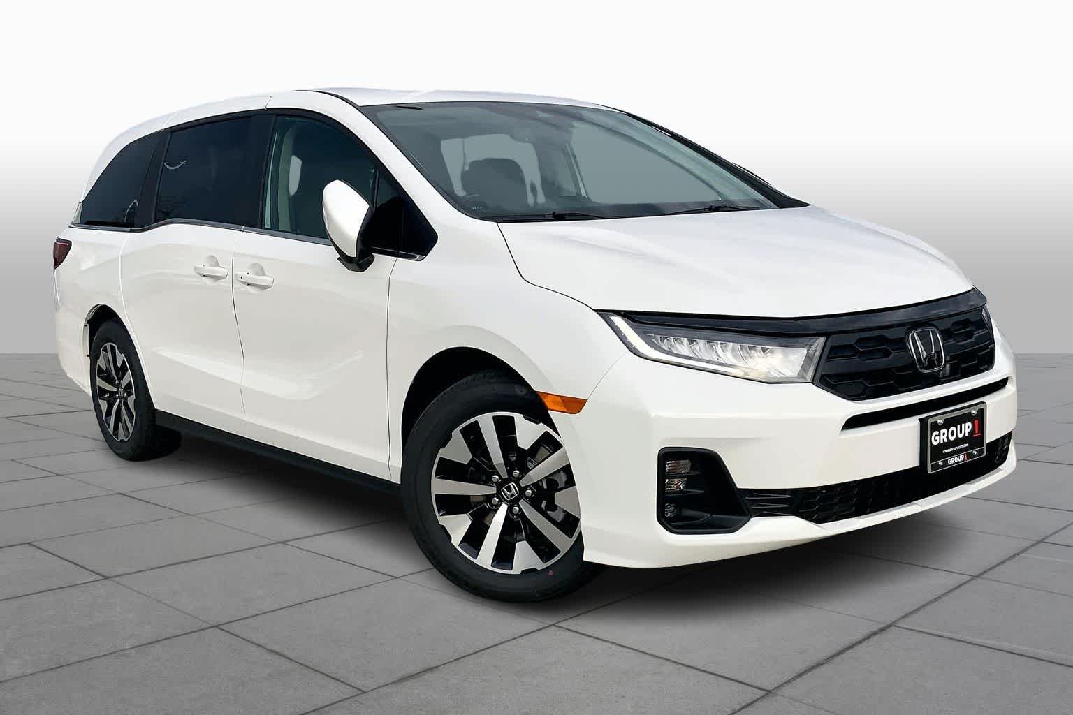 New 2026 Platinum White Pearl Honda EX-L image 2
