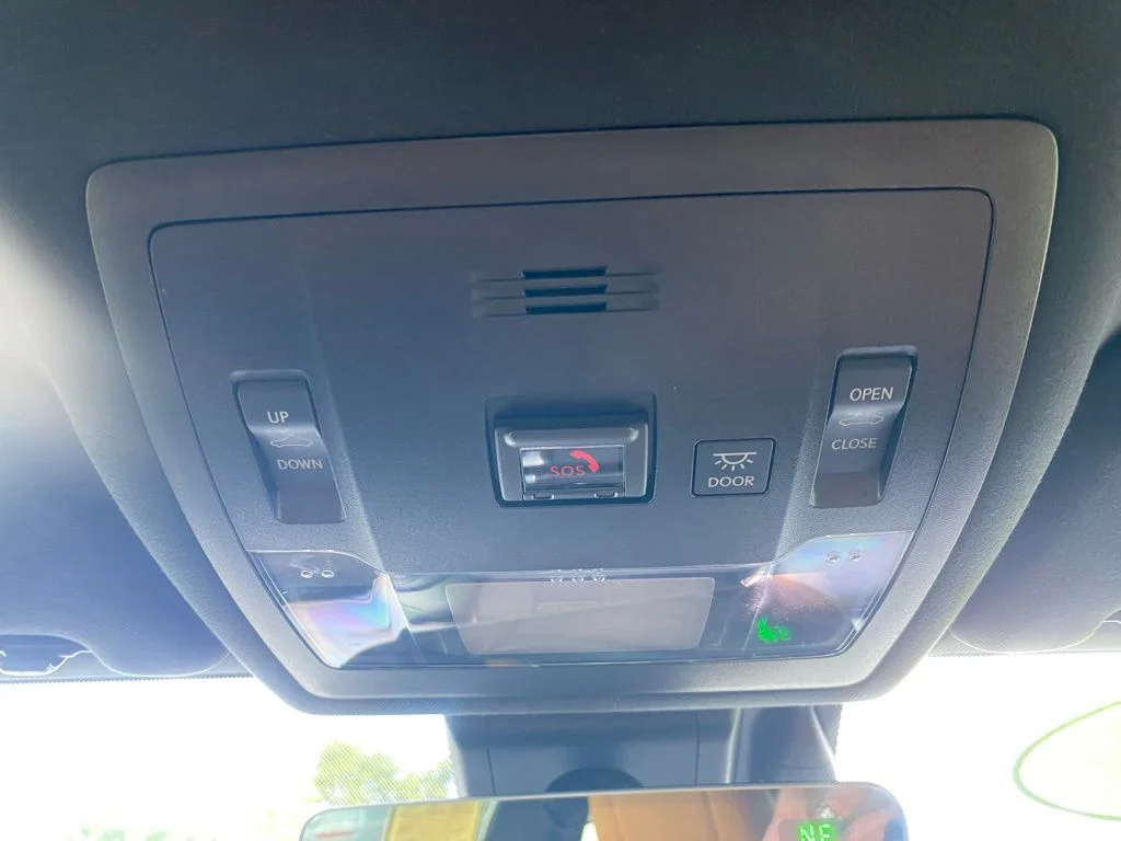 Used 2020 White Lexus 350 image 23