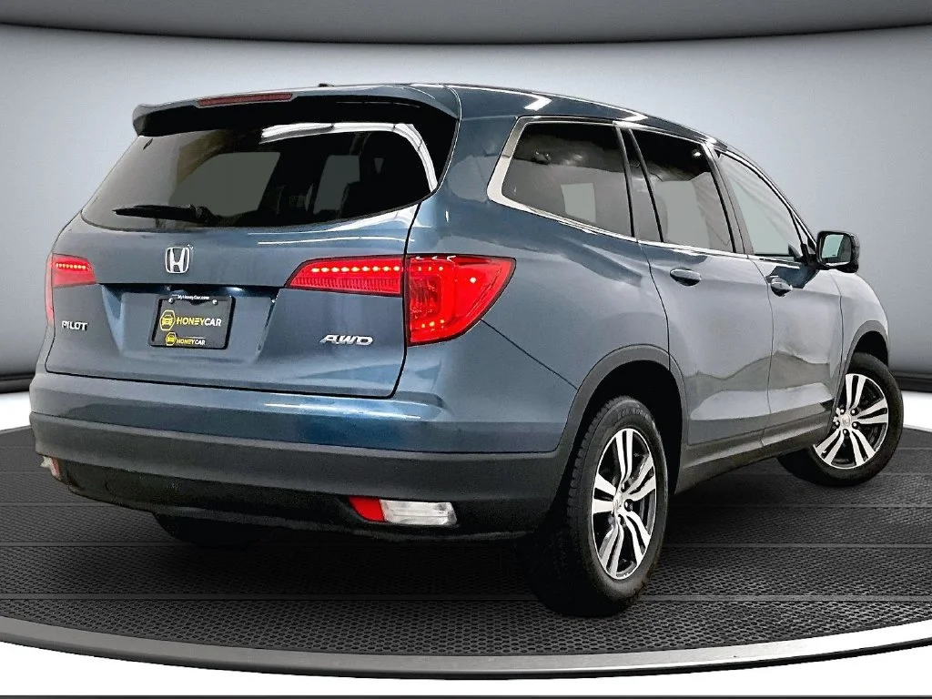 Used 2018 Blue Honda EX-L image 6
