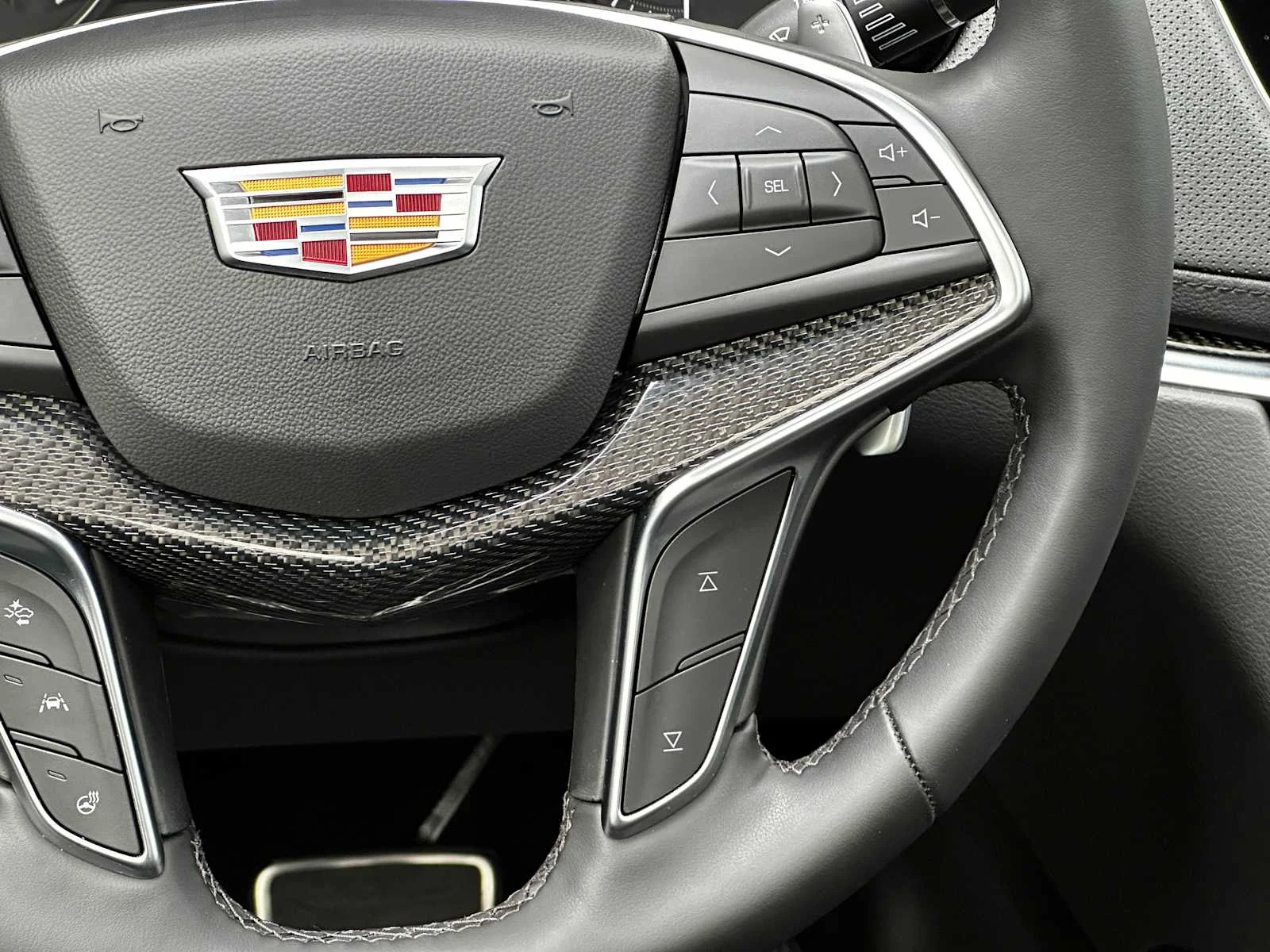 2025 Cadillac XT5 Sport - Photo 19