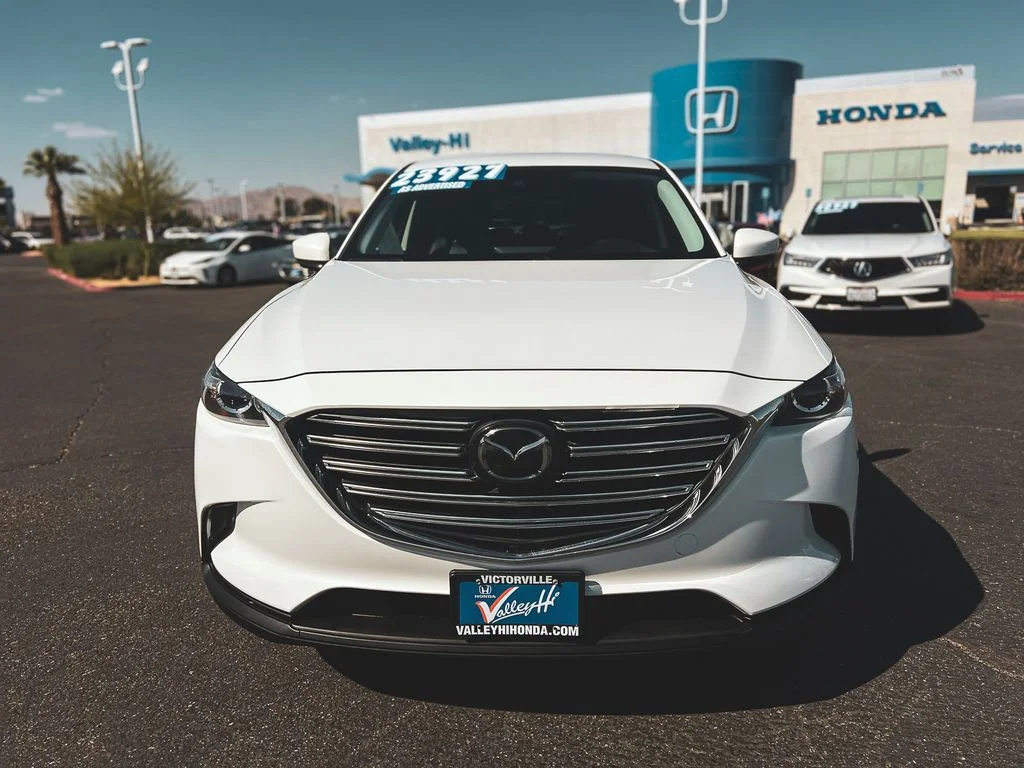 Used 2022 White Mazda Touring image 3