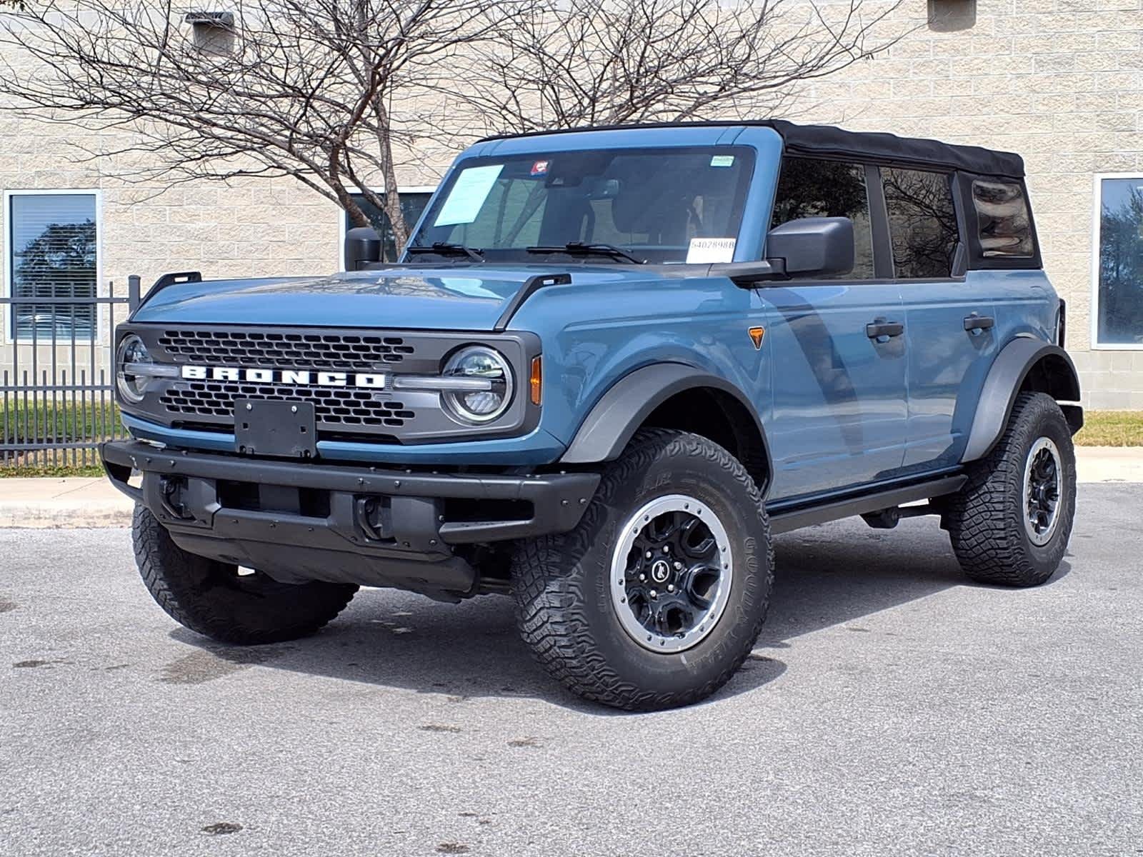 2021 Ford Bronco 4-Door Badlands