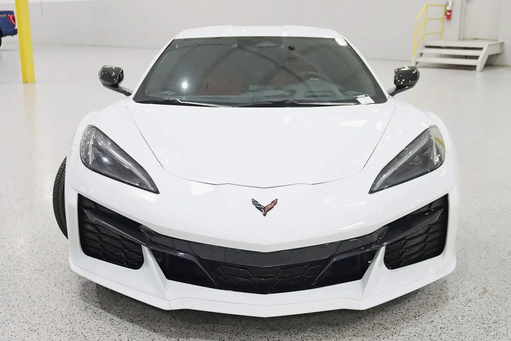 Used 2025 White Chevrolet E-Ray image 8