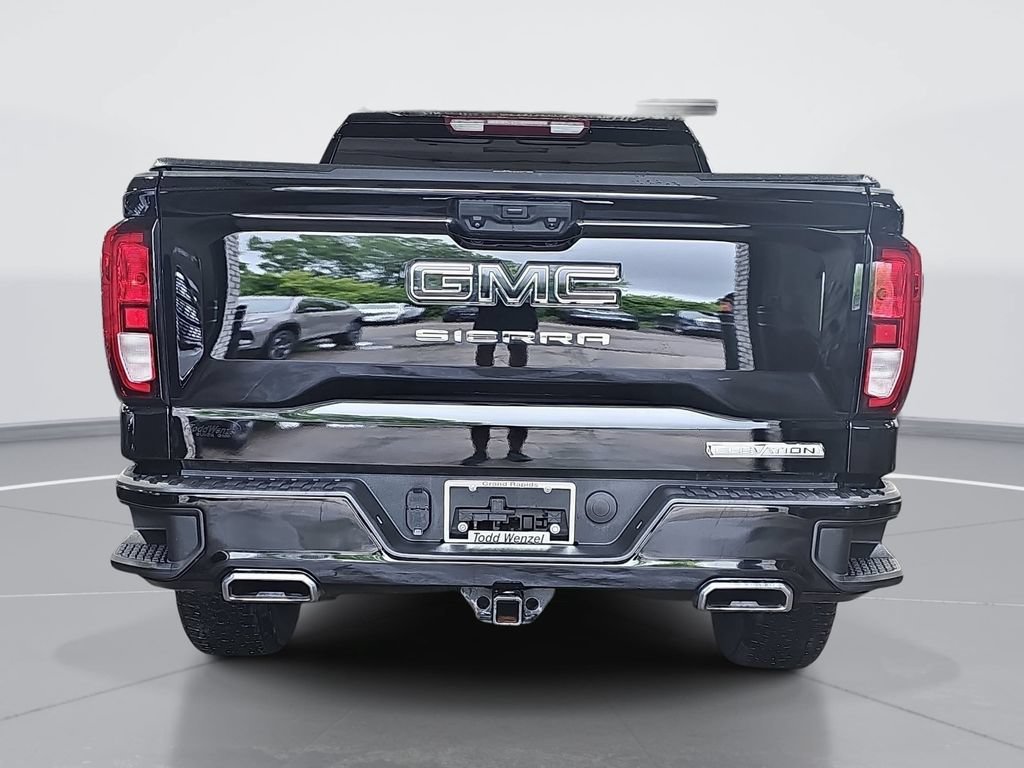 Certified Used 2023 Onyx Black GMC Elevation image 5