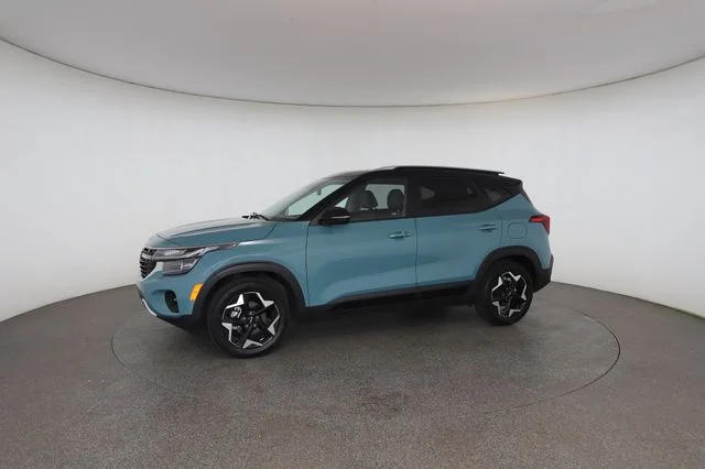 Used 2023 Green Honda LX image 4