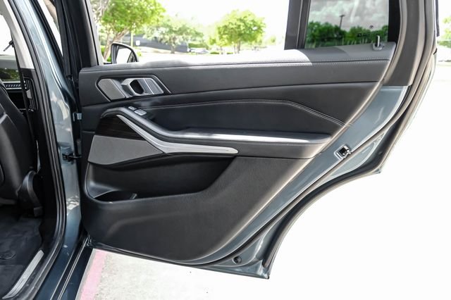 Used 2023 Blue BMW xDrive40i image 51