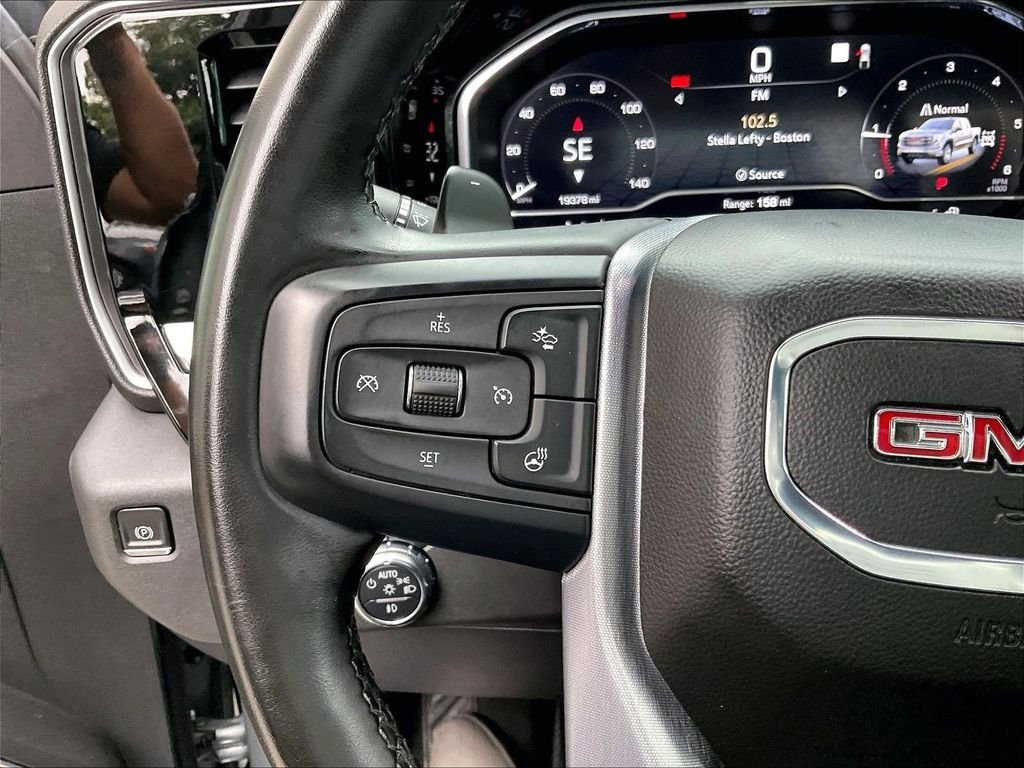 Used 2023 Silver GMC SLT image 22