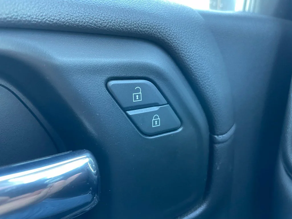 Used 2020 Satin Steel Metallic Chevrolet LT image 21