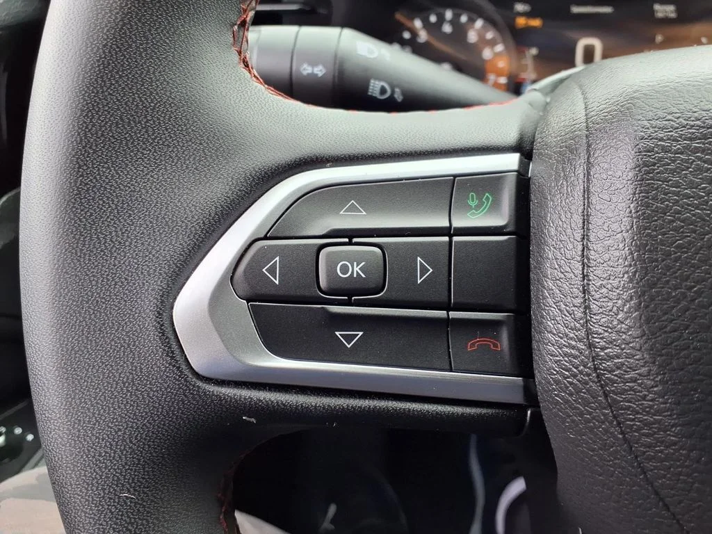 2025 Jeep Compass Trailhawk - Photo 13