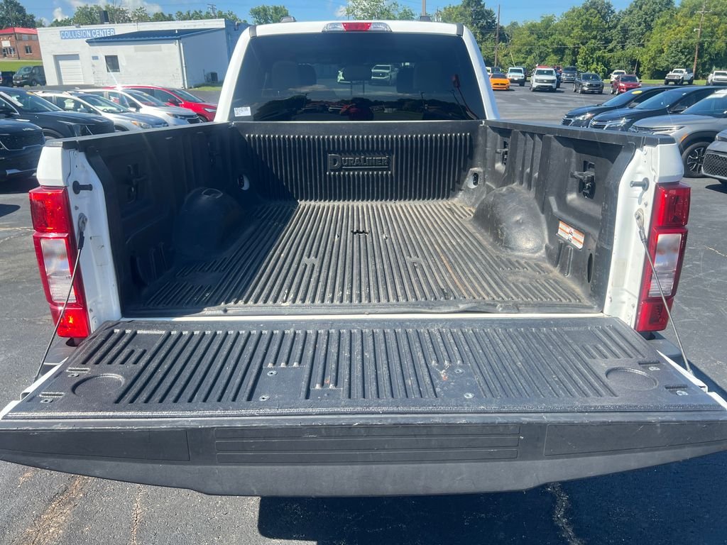 Used 2022 White Ford XLT image 23