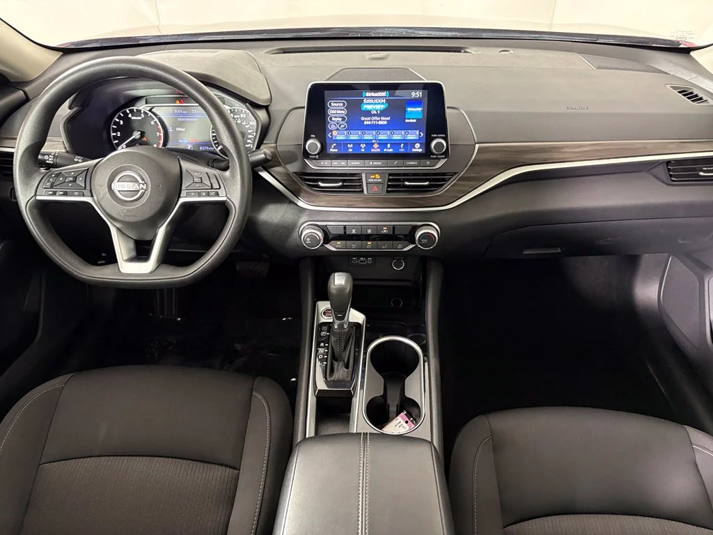 Used 2024 Red Nissan 2.5 SV image 30