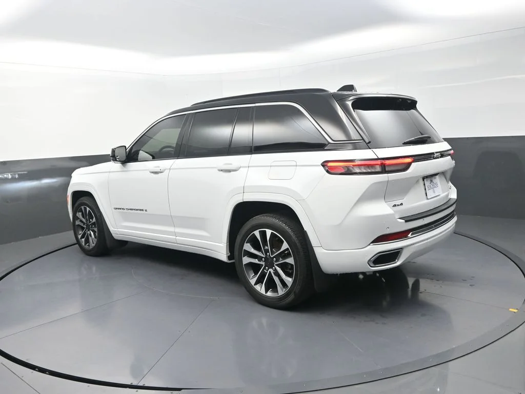Used 2024 White Jeep Overland image 8