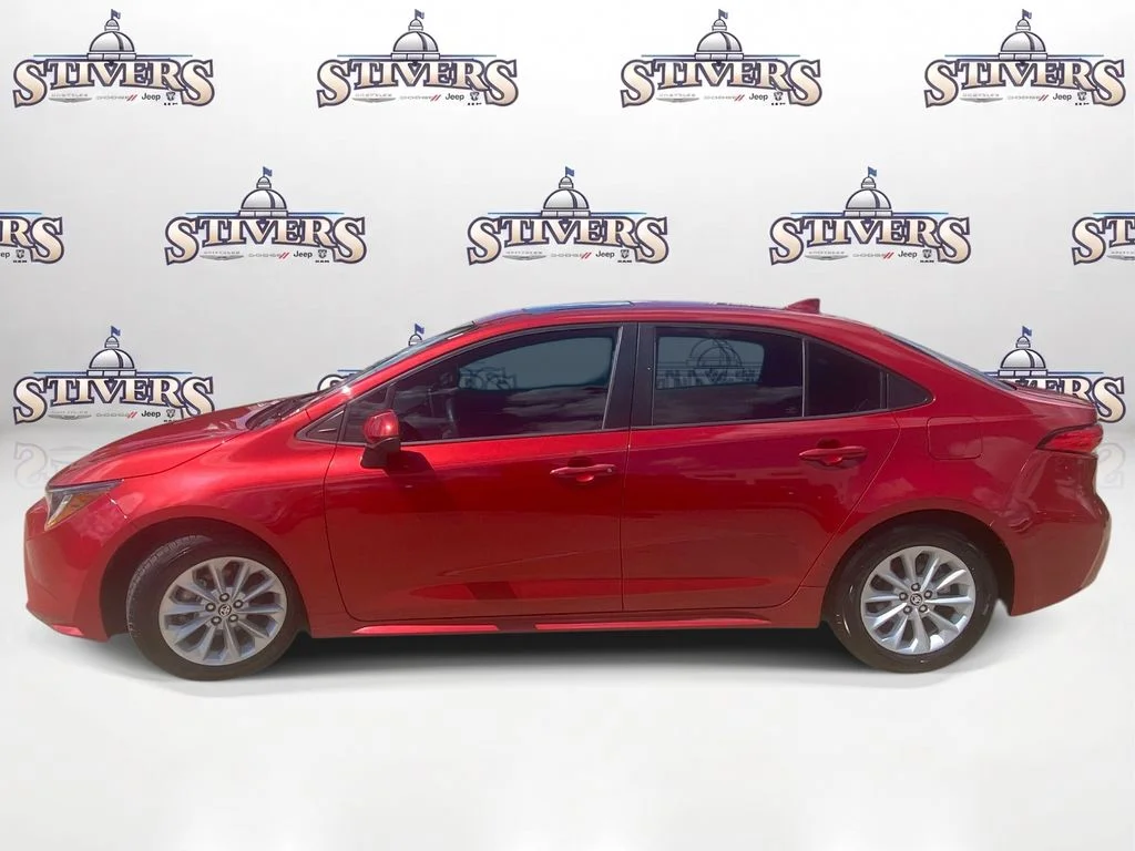 Used 2020 Red Toyota LE image 5