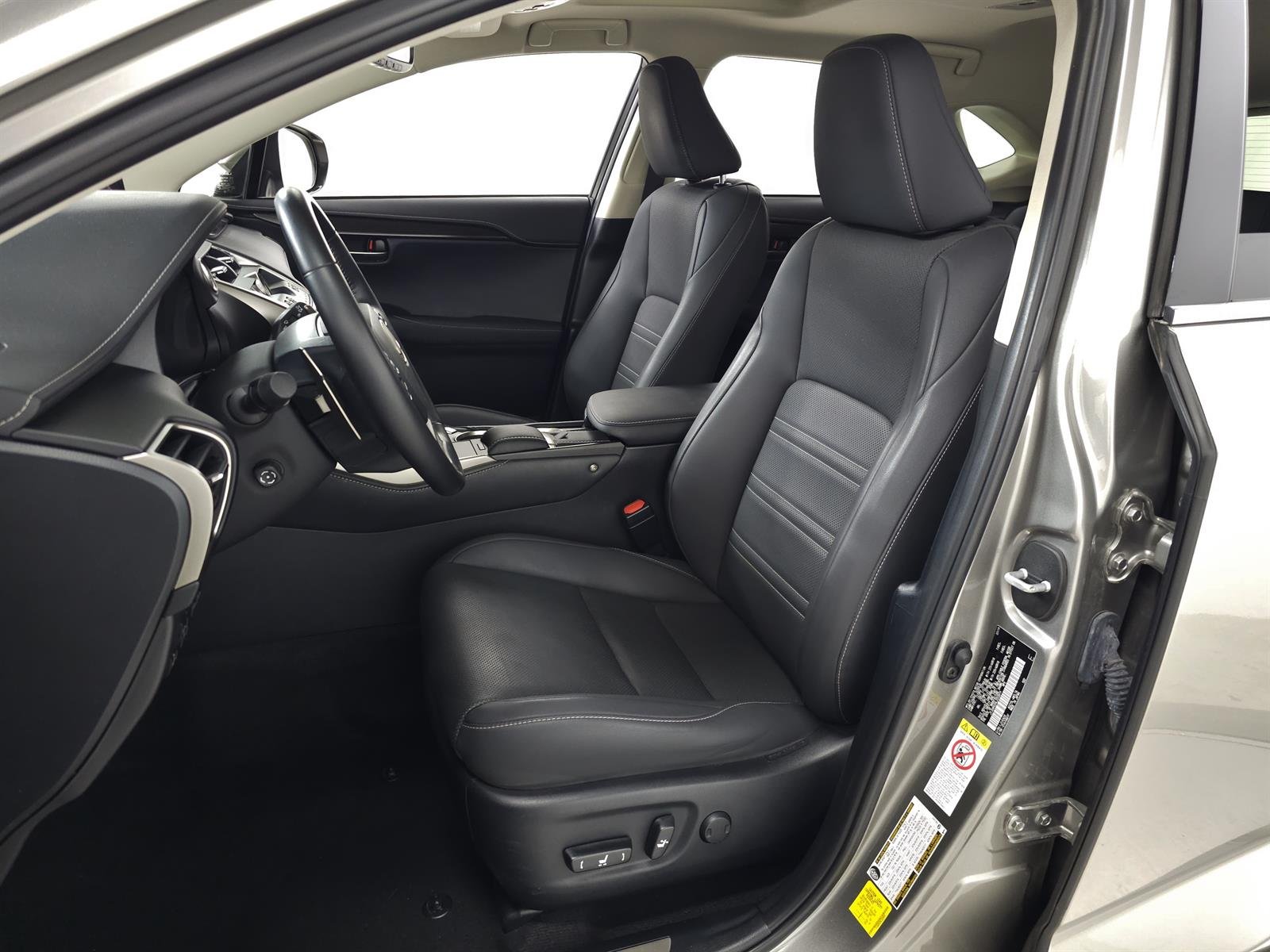 Certified Used 2020 Silver Lexus  image 17