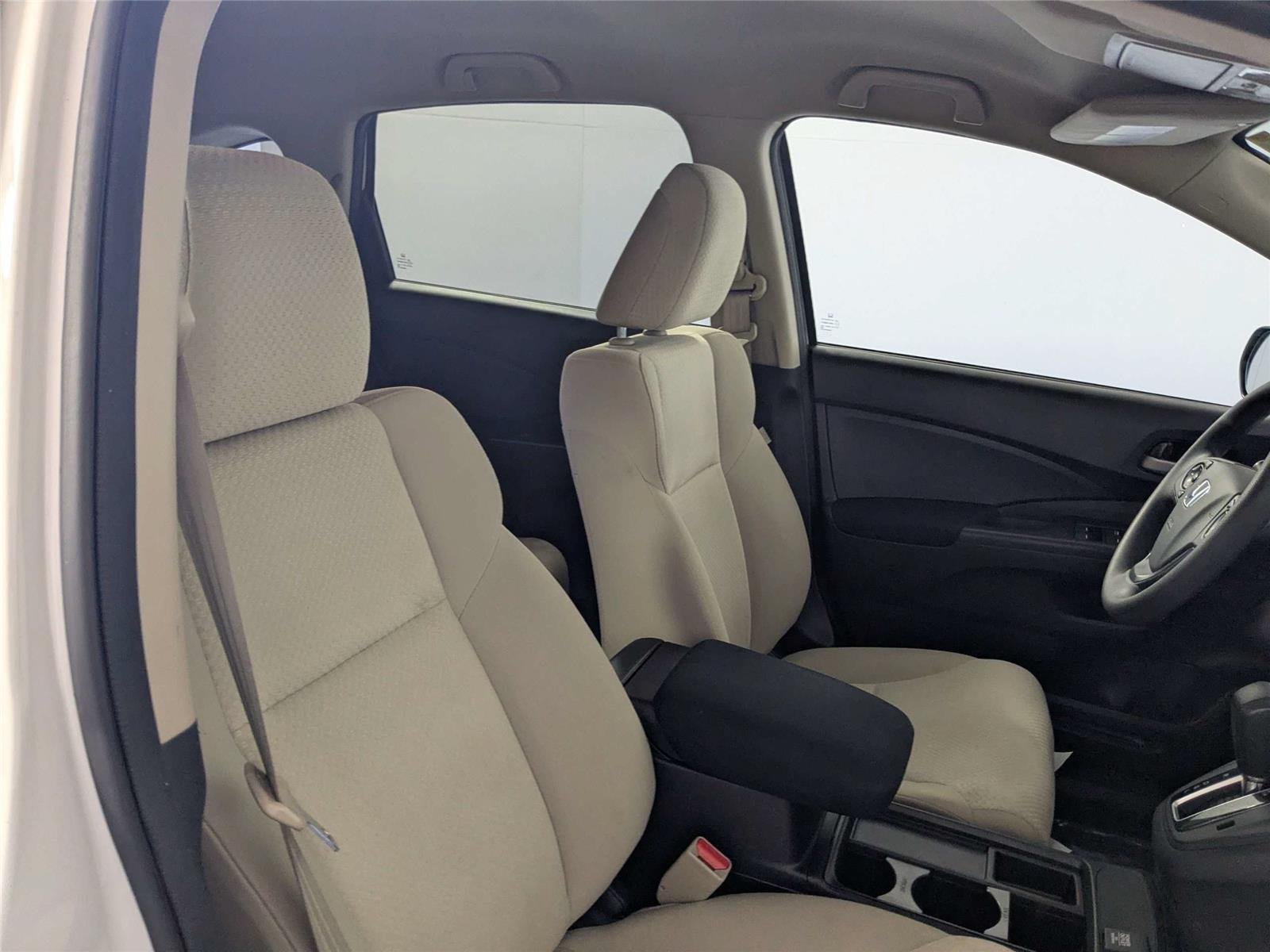 Used 2016 White Diamond Pearl Honda SE image 29