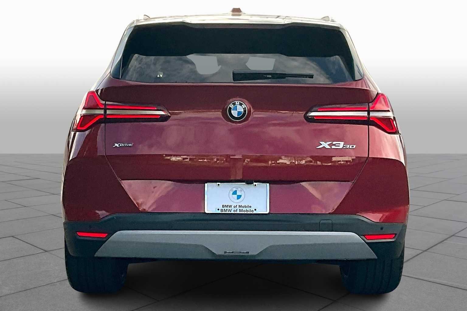 Used 2026 Vegas Red Metallic BMW 30 xDrive image 4