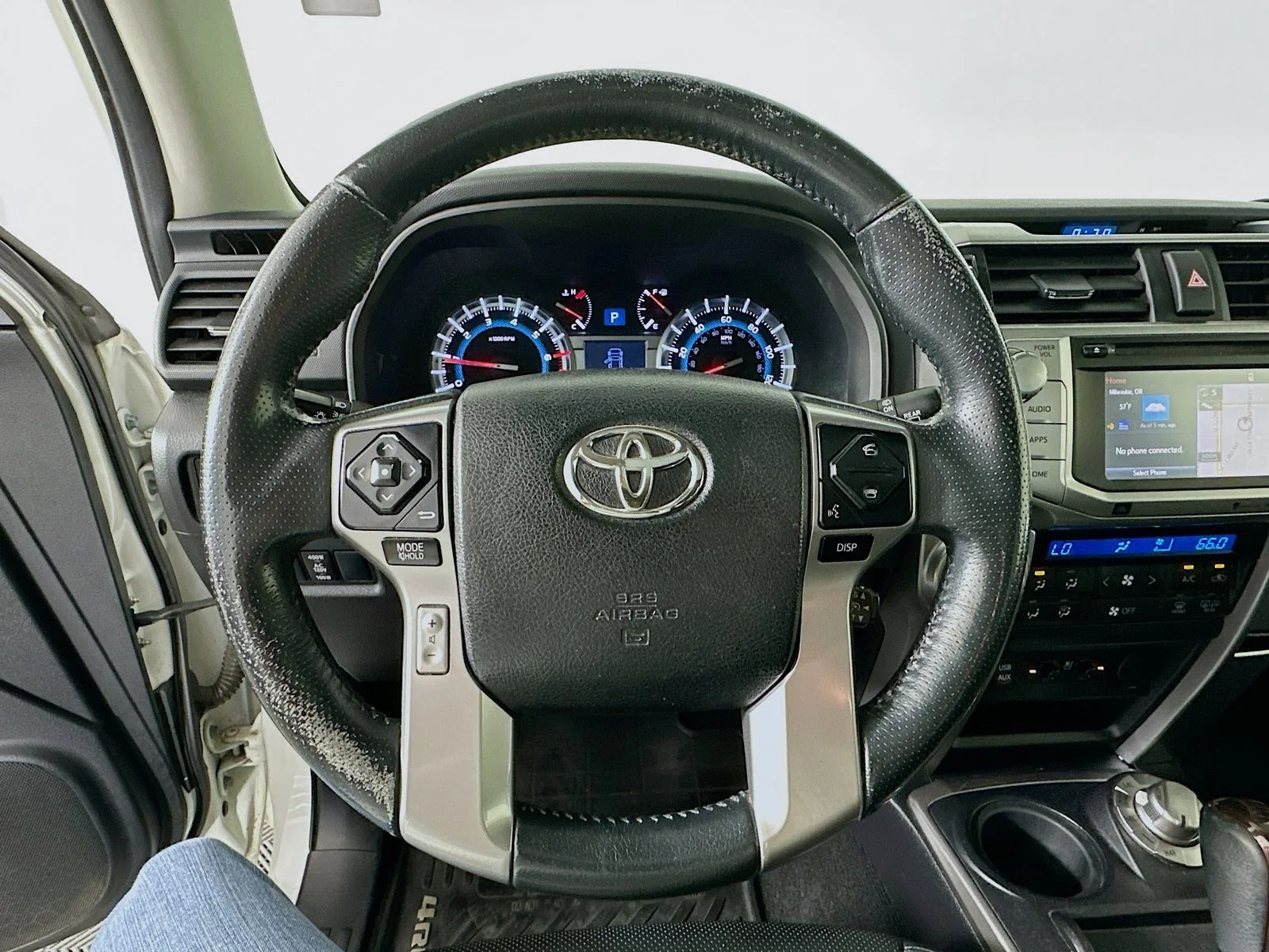 Used 2016 Blizzard Pearl Toyota Limited image 12