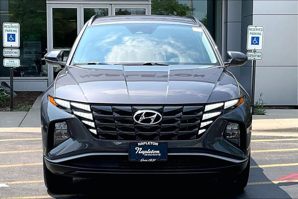 Used 2024 Gray Hyundai SEL image 2