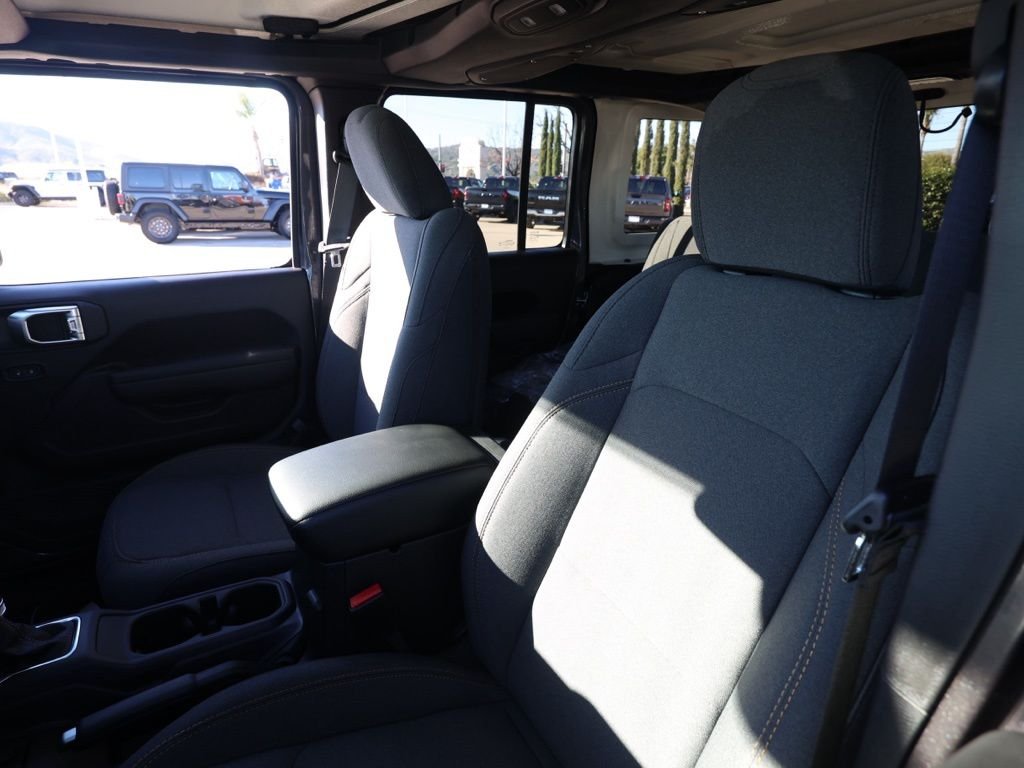 New 2026 Granite Crystal Metallic Clear-Coat Exterior Paint Jeep Willys image 14