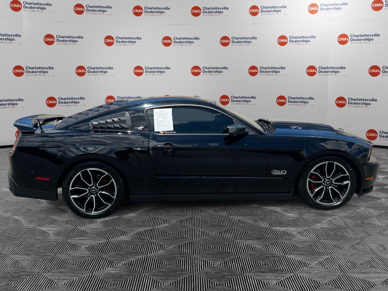 Used 2012 Black Ford GT Premium image 6