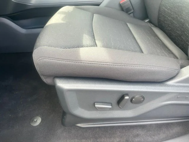 New 2026 Carbonized Gray Metallic Ford XLT image 11
