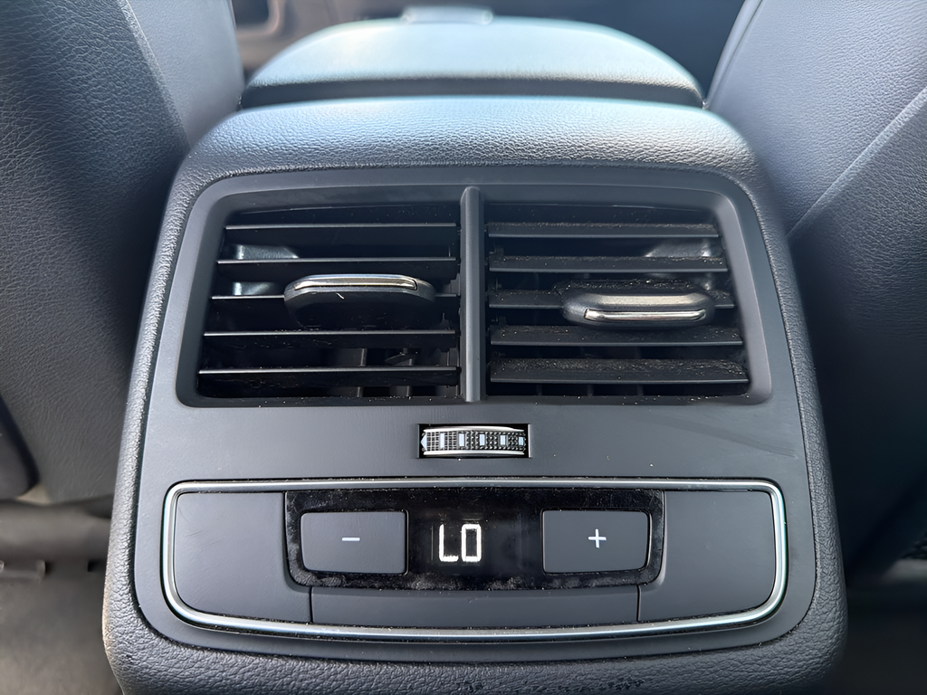 Used 2024  Audi 45 S line Premium Plus image 28