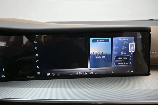New 2026 Everest White Pearl TriCoat Nissan Platinum image 24