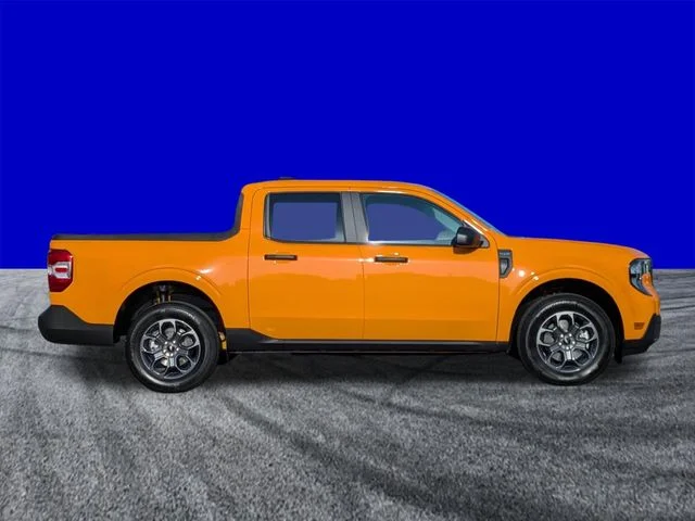 New 2026 Orange Fury Metallic Tri-Coat Ford XLT image 3