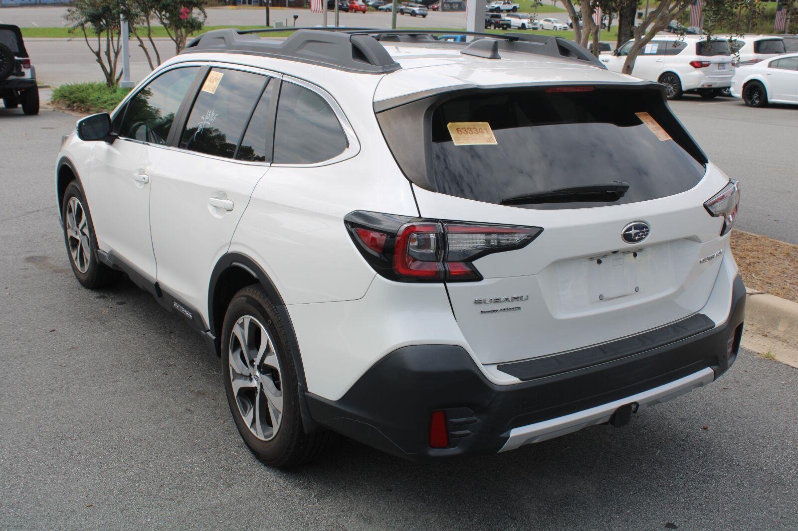 Used 2020 Crystal White Pearl Subaru Limited image 8