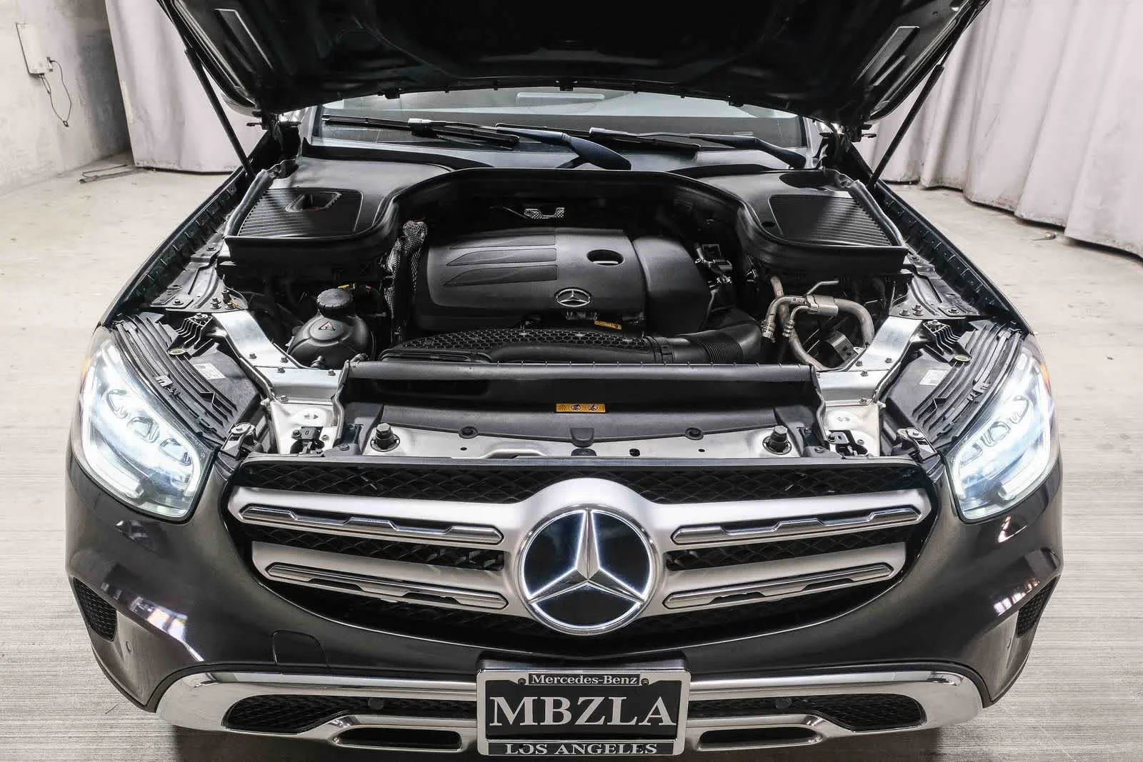 Certified Used 2022 Graphite Grey Metallic Mercedes-Benz GLC 300 image 34